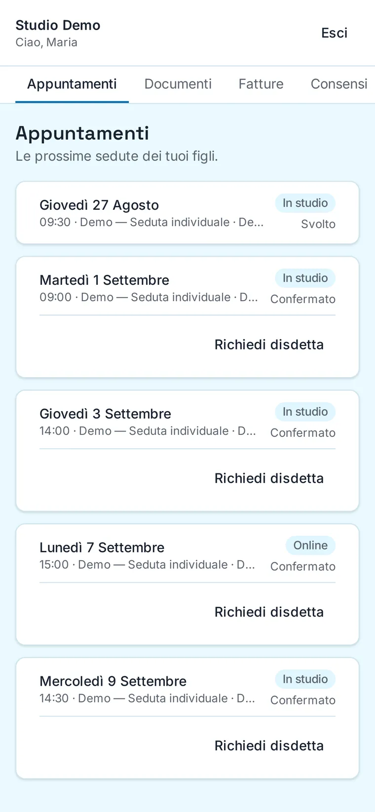 Il portale della famiglia sul telefono: le prossime sedute, con giorno, ora e la possibilità di chiedere la disdetta.
